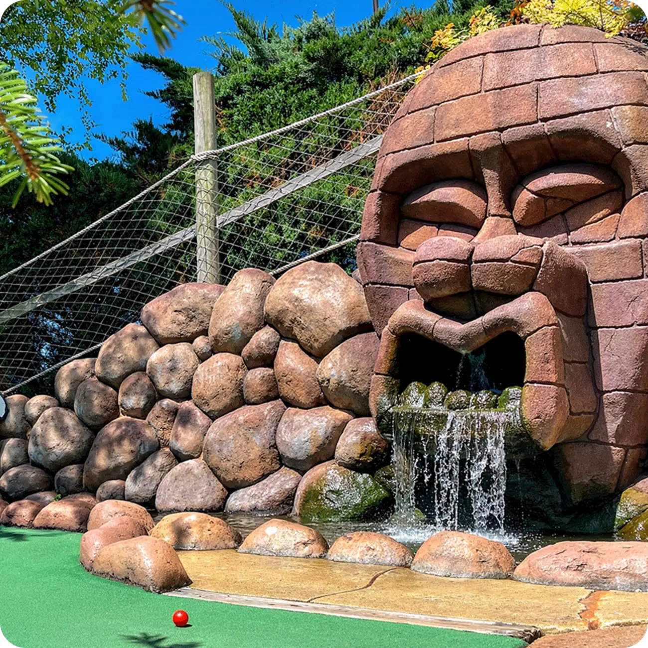 Congo River mini golf skull waterfall